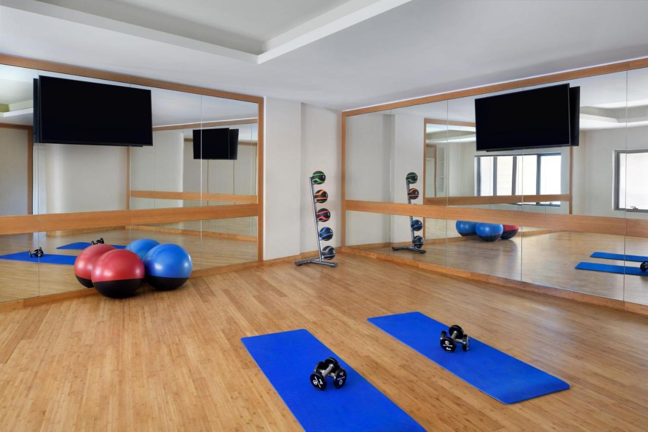 Marriott Executive Apartments Al Khobar Esterno foto The fitness centre