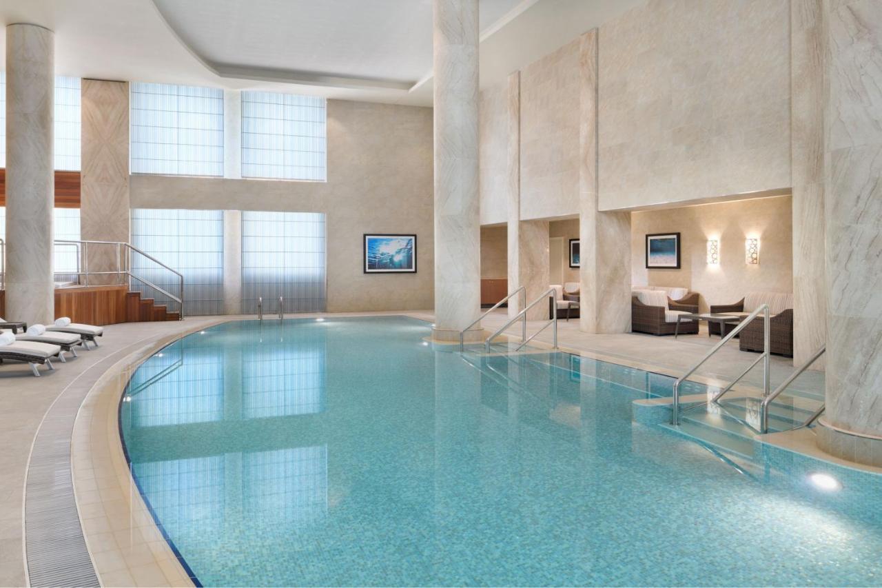 Marriott Executive Apartments Al Khobar Esterno foto The pool at the spa