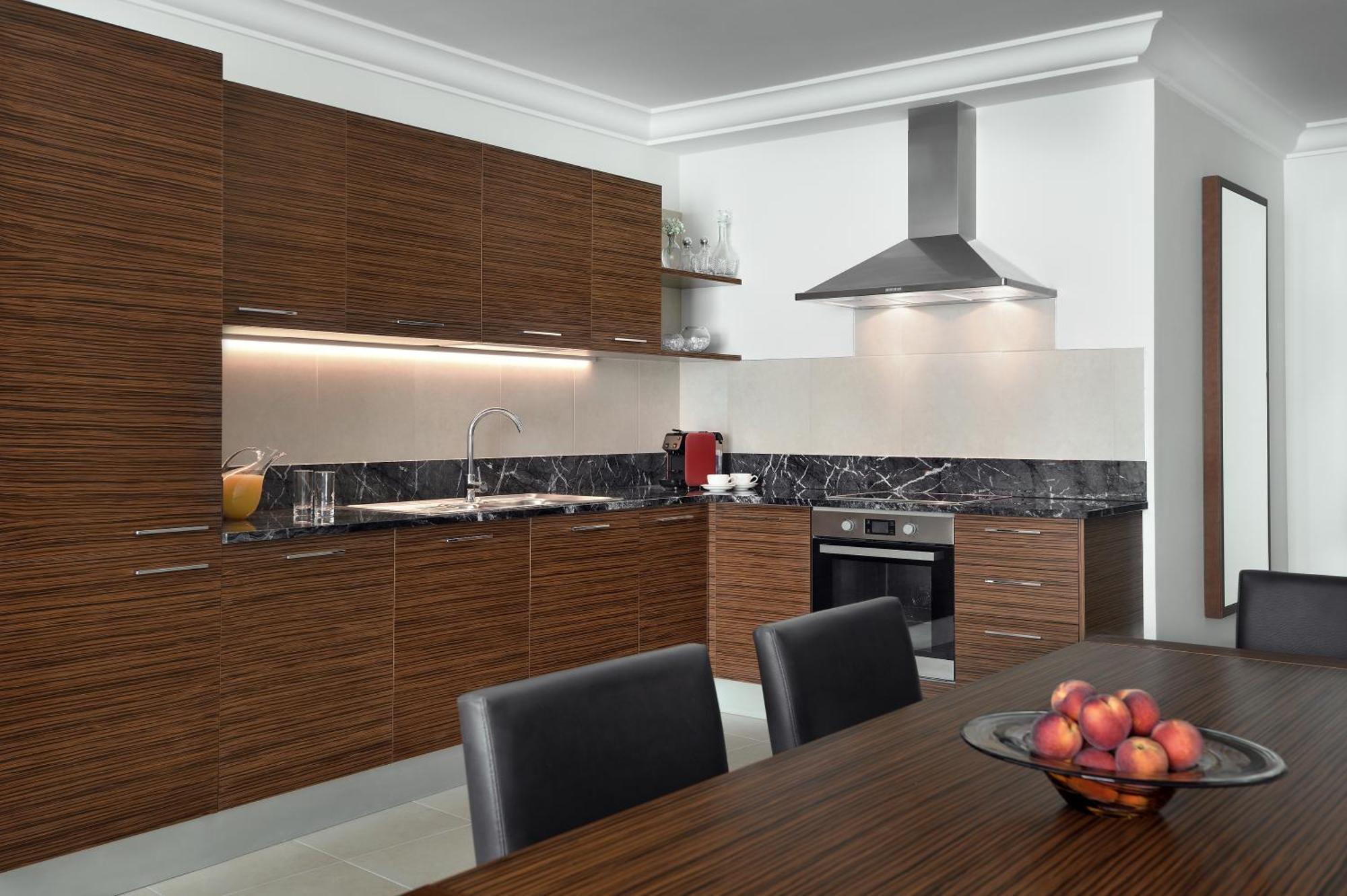 Marriott Executive Apartments Al Khobar Esterno foto A modern kitchen